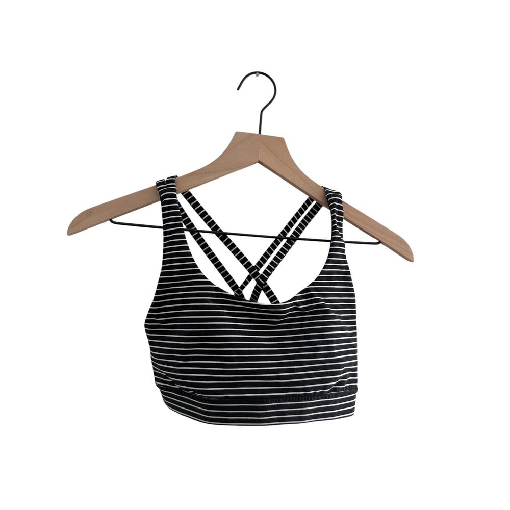 Lululemon energy sports bra in color Hype Stripe Black White size: 4